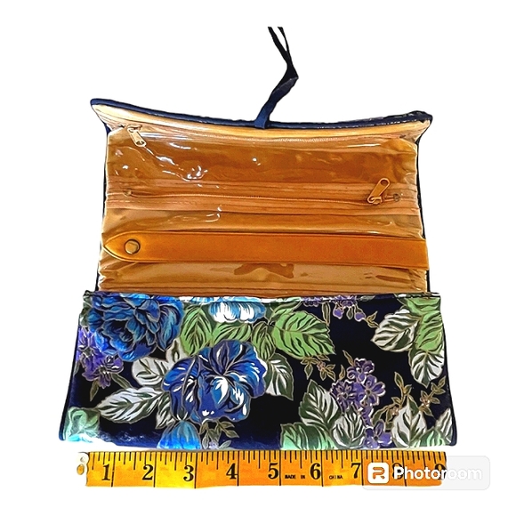 TED LAPIDUS BLUE FLORAL TRAVEL COSMETIC & JEWELRY ORGANIZER WALLET EUC - Picture 3 of 15